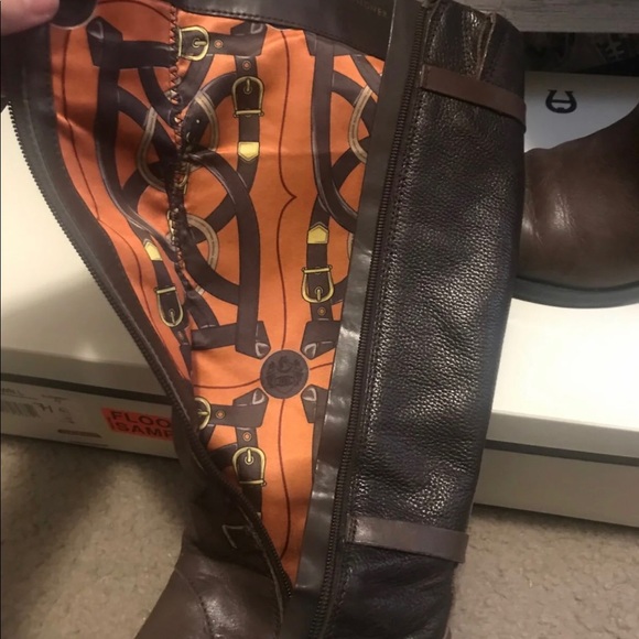 Boots - Picture 3 of 4